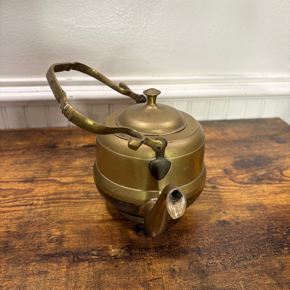 Vintage Brass Teapot Tea Kettle with Lid Patina MCM Shabby Chic Boho Decor - Picture 2 of 10